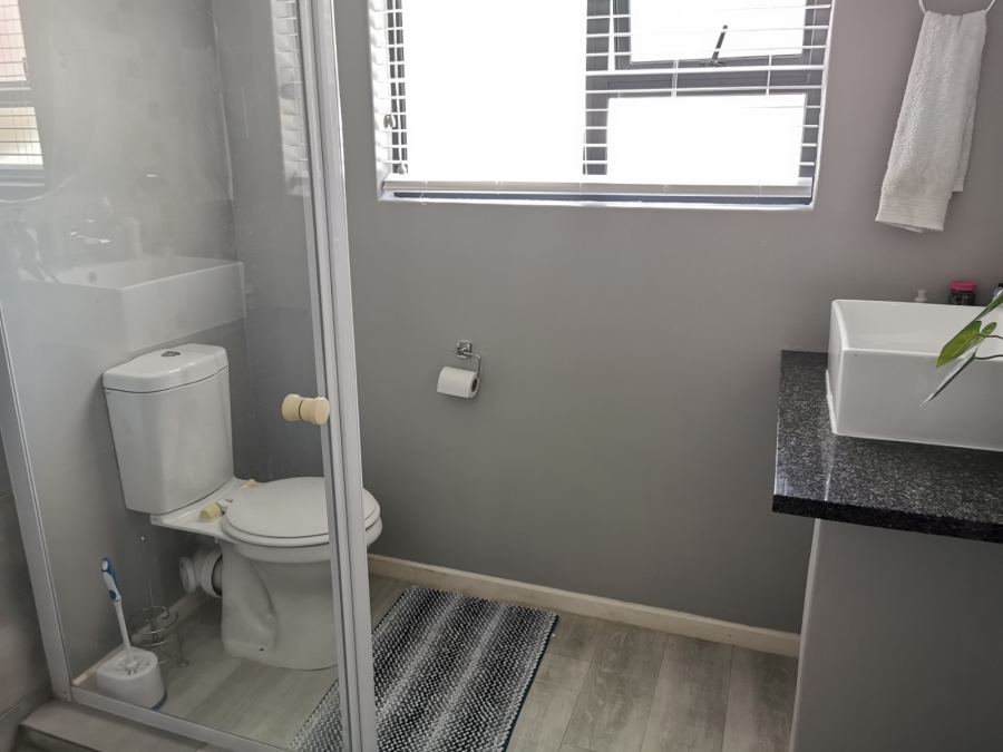 4 Bedroom Property for Sale in Beacon Bay Eastern Cape